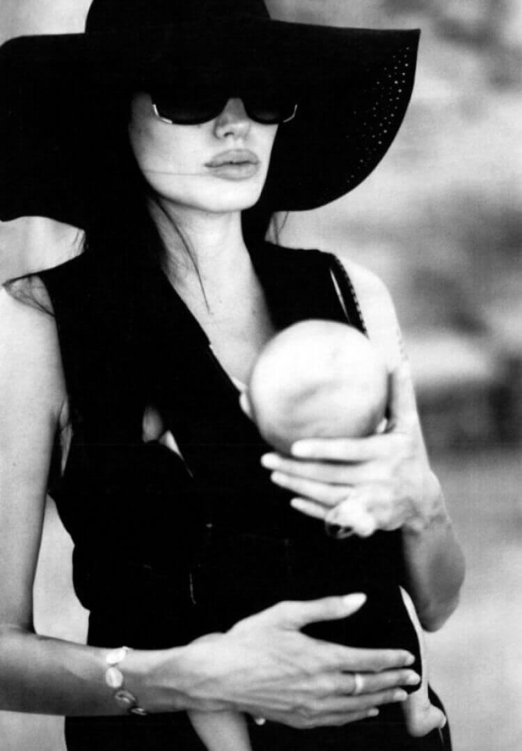 angelina jolie fotografata da brad pitt 2 angelina jolie fotografata da brad pitt 2