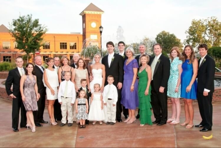16 Buongiorno in famiglia - Così funzionano i geni guarda i parenti dello sposo e quelli della sposa...
