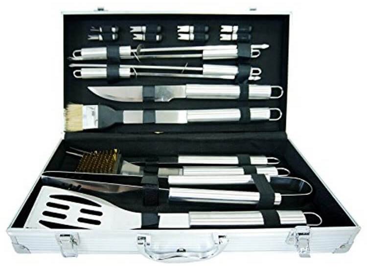 Valigetta barbecue todeco 18 pezzi